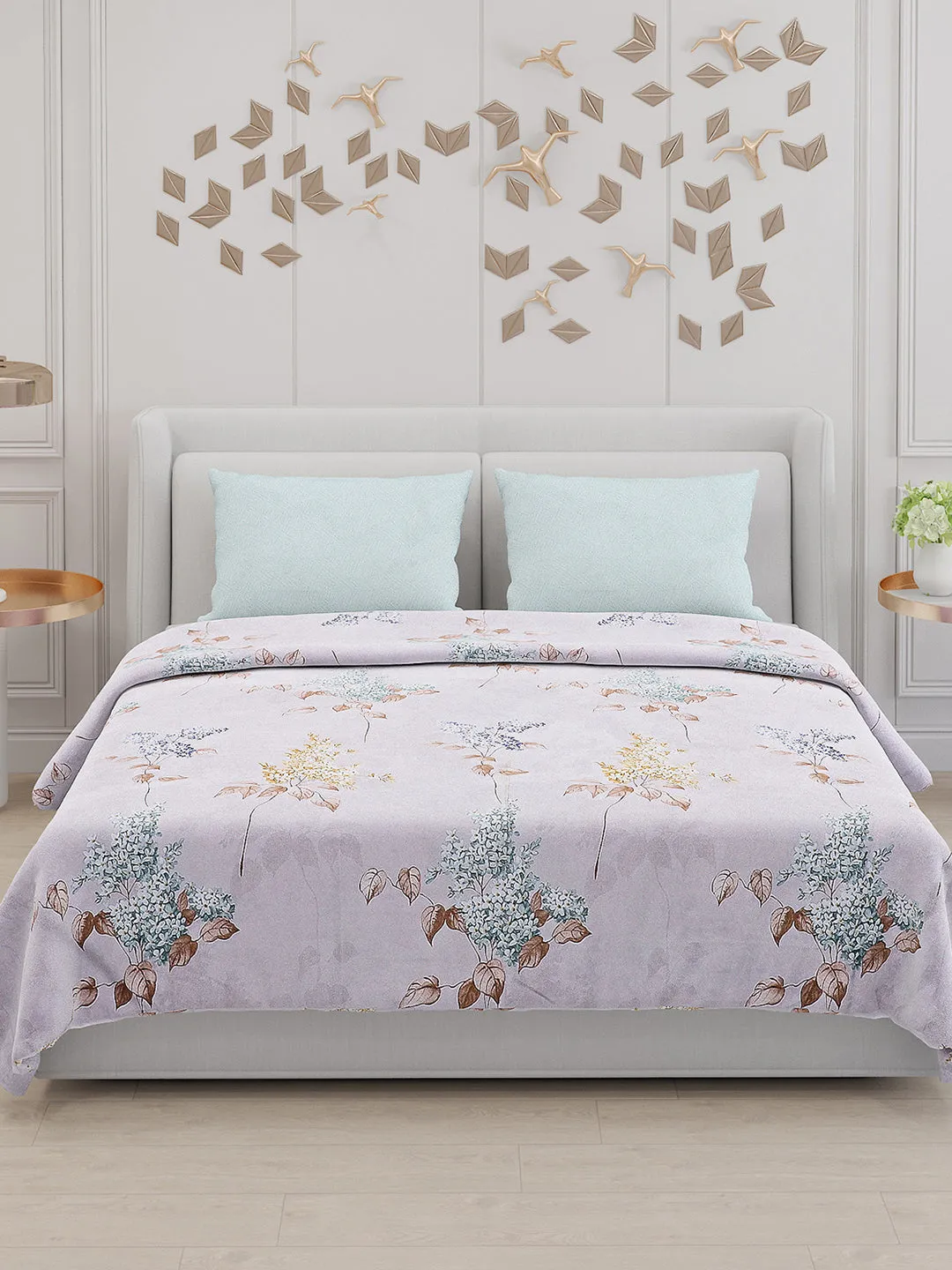 130 GSM Polyester Double Bed Bedsheet with 2 Pillow Covers