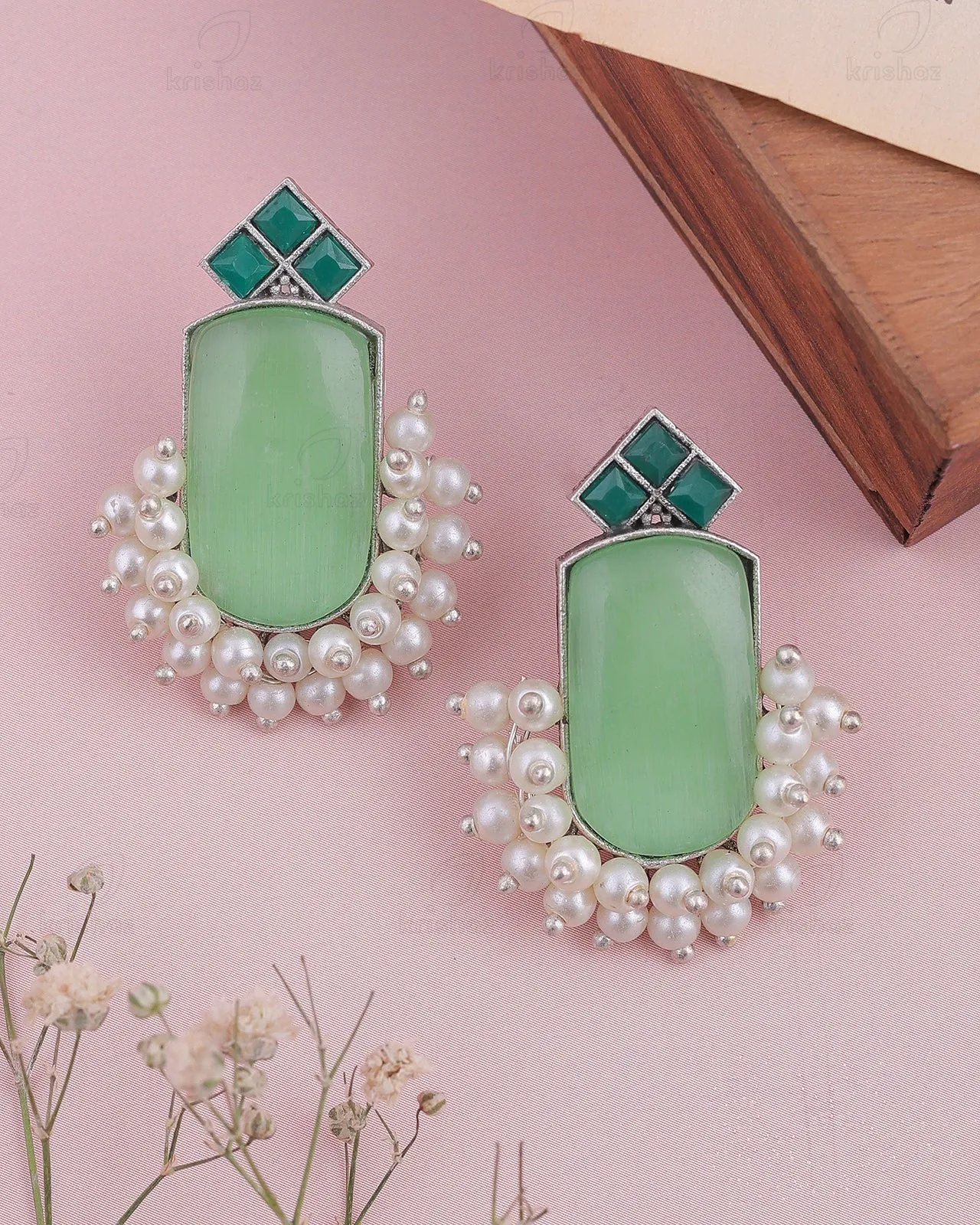 Adah Stud Earrings - wxo
