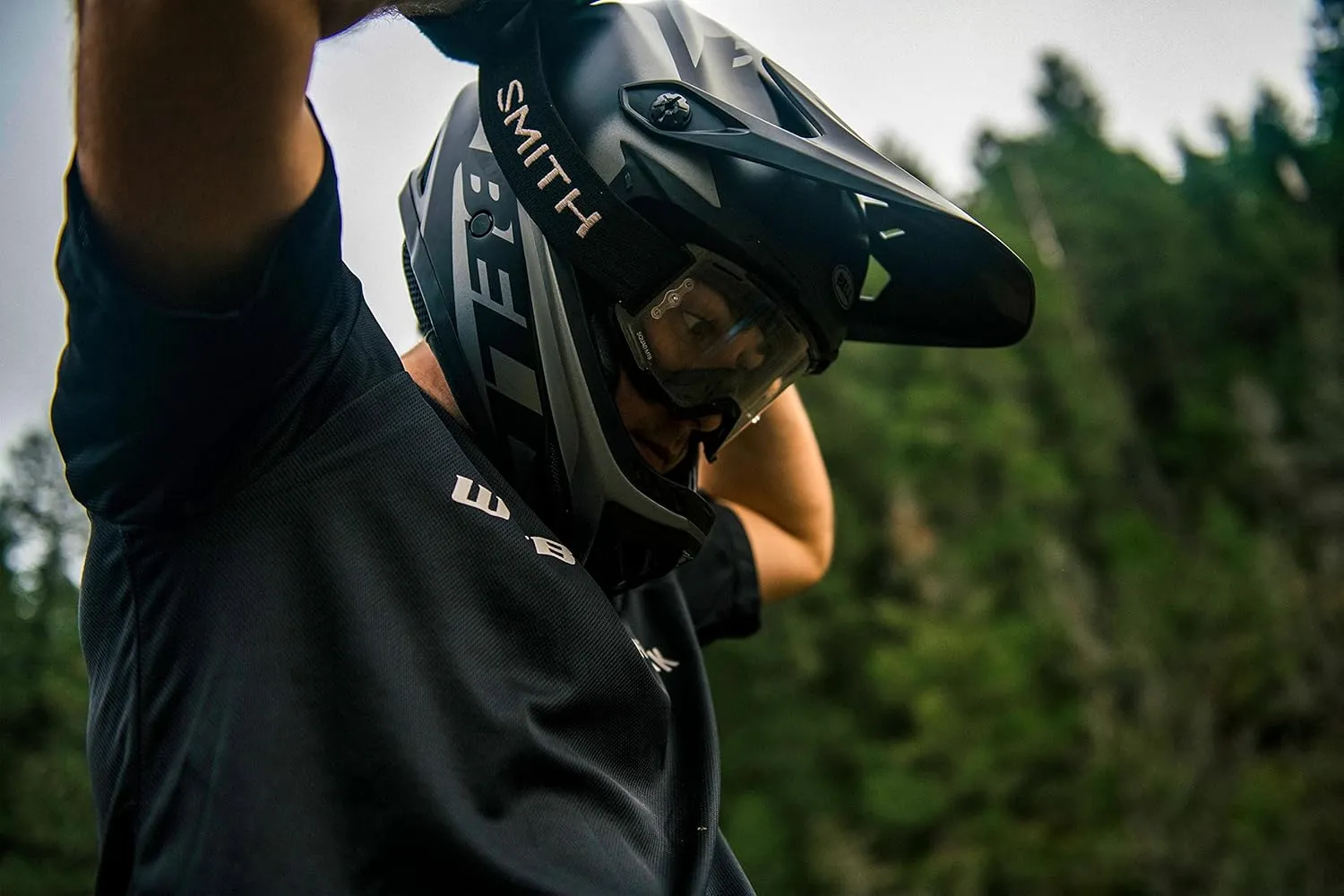 BELL Full-9 Fusion MIPS Adult Full Face Bike Helmet