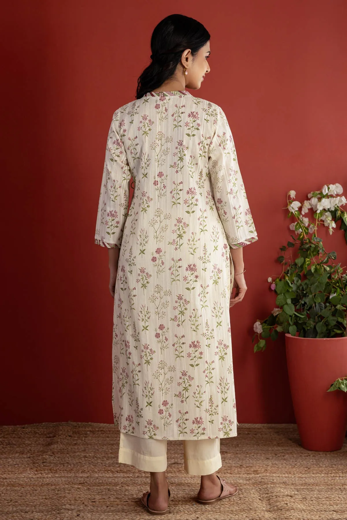 Cream Botanical Angarkha