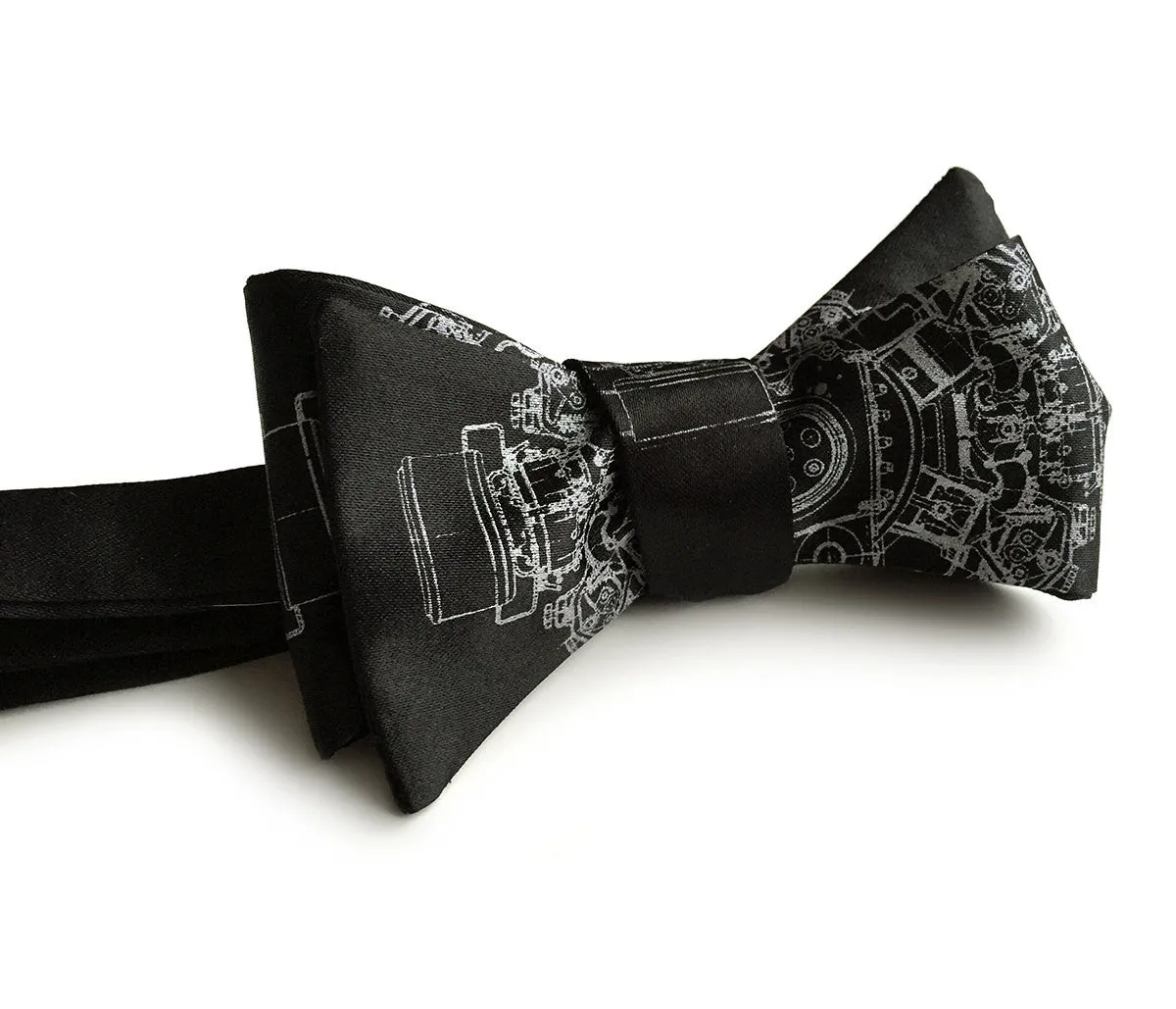 Engine Rosette Bow Tie