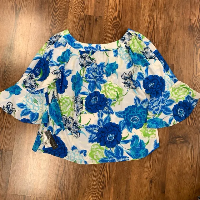 Sara Michelle SIZE 2X Women's Shirt