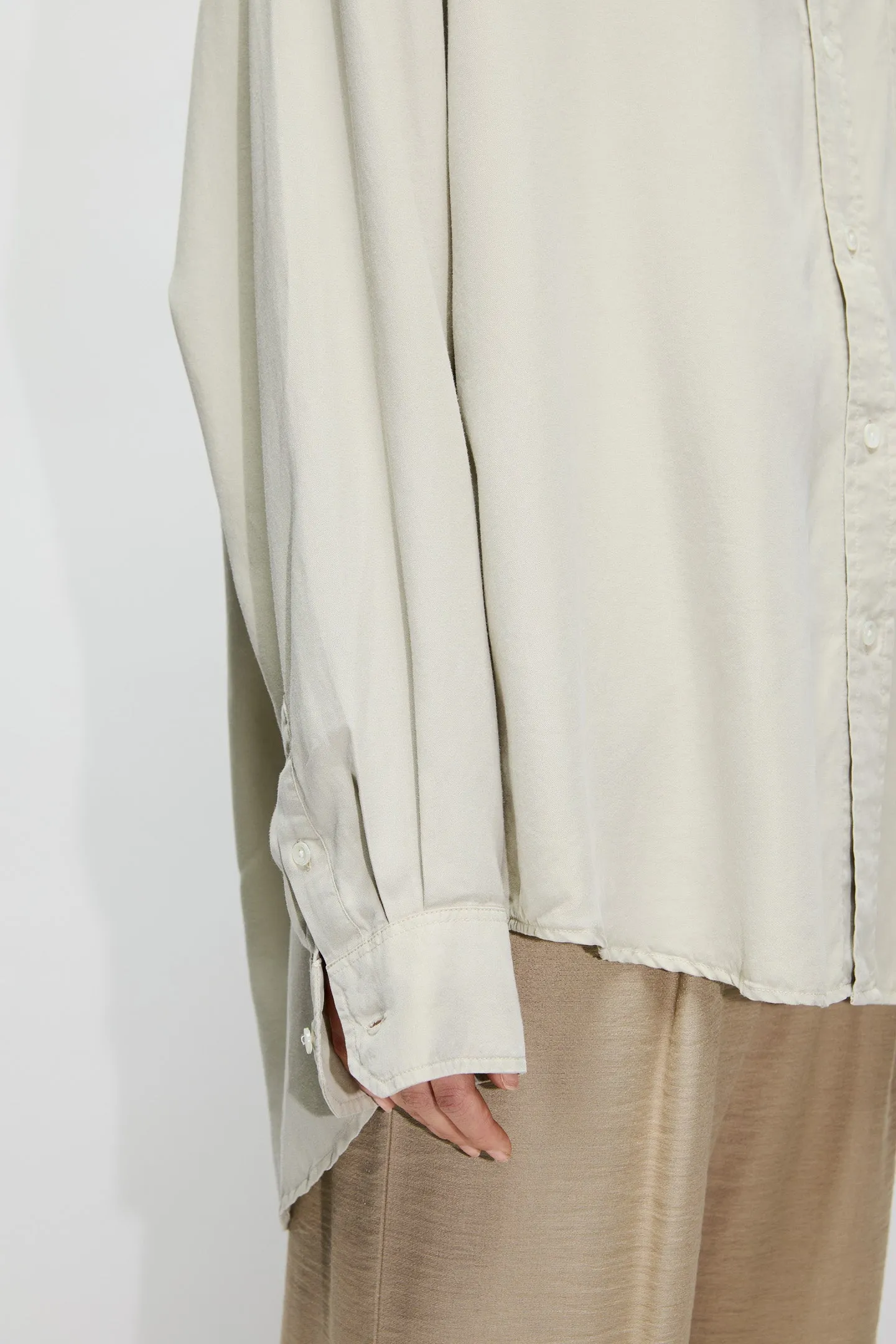 Wide Fit Shirt